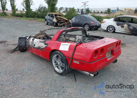 1986 Chevrolet Corvette из США, поврежденный, VIN 1G1YY0789G5116536